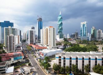 ¿Cómo comprar una propiedad en Panamá siendo extranjero?